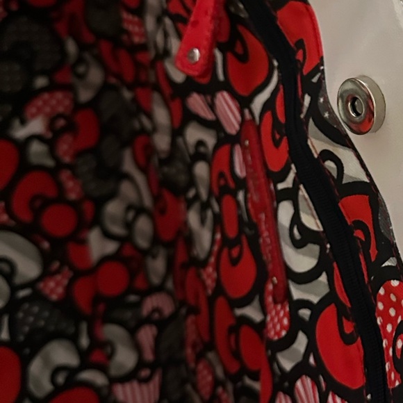 VTG LOUNGEFLY HELLO KITTY WHITE QUILTED SANRIO RED BOW TOTE BAG FLAWED 16”x 12” - Picture 11 of 15